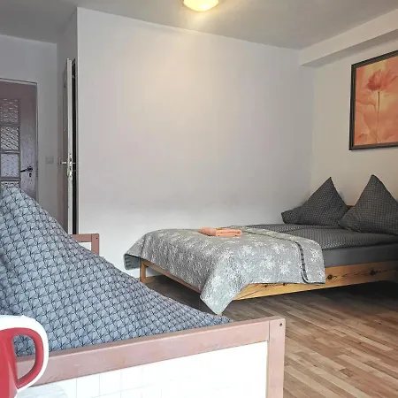 Bed & Breakfast Malinowy *